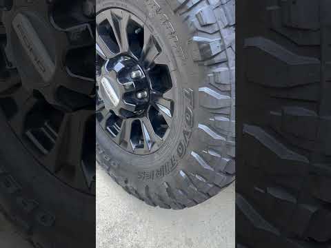 Open Country RT PRO 37x12.5x18 2021 Tremor F250 with leveling Kit.