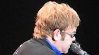 Elton John &quot;Ballad of the boy in the red shoes&quot;