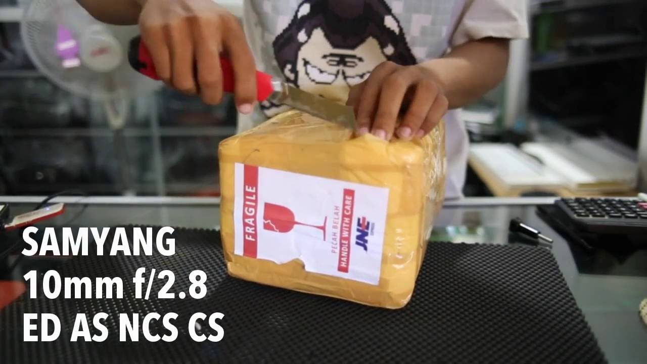 Объектив Samyang 10mm f/2.8 ED AS NCS CS Canon EF-M