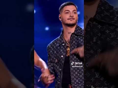 Lola índigo y rvfv actuando el la voz #tiktok #lavoz