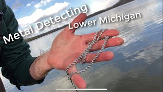 Metal Detecting In A Lake Finds Jewelry And Coins!