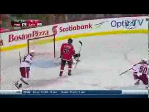 Phoenix Coyotes Antoine Vermette shorthanded goal at Calgary Flames