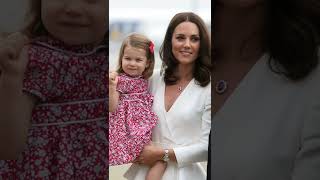 British Royal Family Prince William Princess Kate Prince George Prince Louis & Princess Charlotte