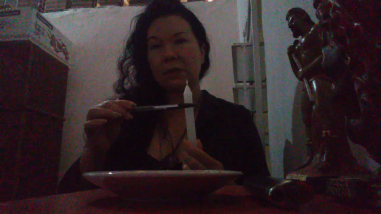 Pai Nosso ao contrario. Ethan