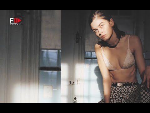 Top Newcomer MERLIJNE SCHORREN Model FW 2022 - Fashion Channel