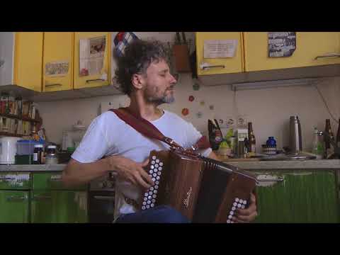Boeves Psalm (Lars Hollmer) on diatonic accordion.