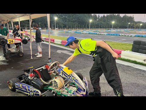 The Rotax DD2 kart with a gear shifter feels so fast that I feel like I'm out of body.