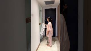 Download lagu WHEN YOU FORGET TO BRING A TOWEL TO THE BATHROOM 😅😂 mp3