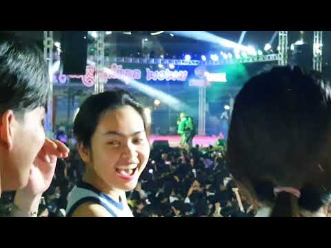 Tempo Tris x T.O - Kroleng (គ្រលែង) | Live Stage Performance at Sangkran Festival Norton University