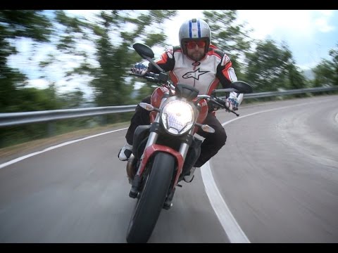 Ducati Monster 821 Review