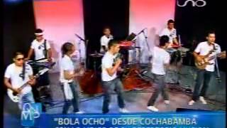 LA BOLA 8 2025 - PERDONAME (en vivo QNMP)