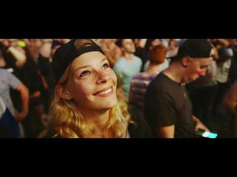 Bravez - Like A Freak (4K Official Videocip)