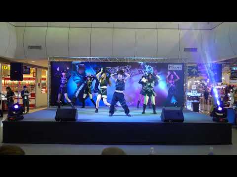 220903 [Choreo Cam] CUTE INVASION cover GOT the beat - Step Back @ Huamark Town Center 2022