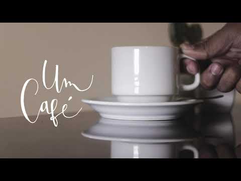 Um Café video