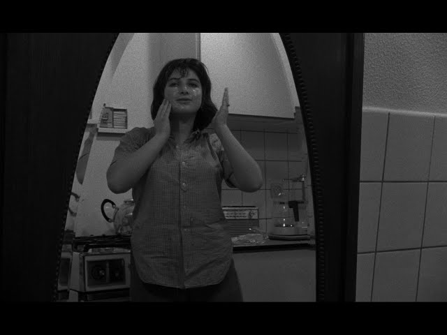CLIP Saute ma ville (Chantal Akerman - 1968)