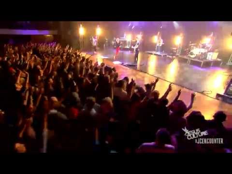 Bryan and Katie Torwalt & Kristene DiMarco Live (JESUS CULTURE)