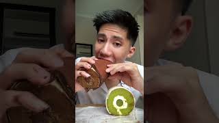 Download lagu When I'm full, I'll just MUKBANG a little of the MOST LUXURIOUS ROLL BAKERY✨#rollbread #milkbread... mp3