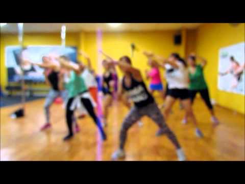 ALE ZUMBA - Can't Hold Us