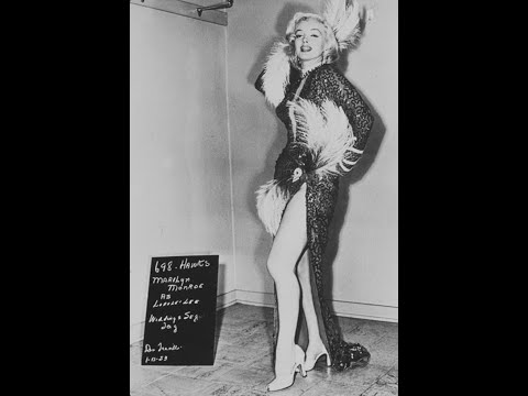 20 Pictures of Marilyn Monroe Wardrobe Tests as Lorelei Lee in ‘Gentlemen Prefer Blondes’ 1953