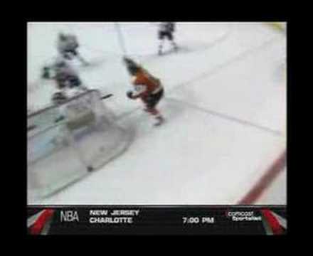 Jeff Carter ties the game at 1-1 in the first period