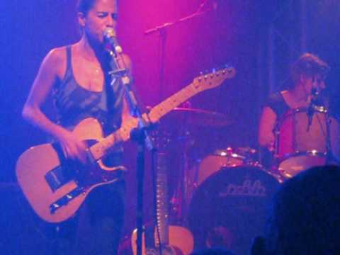 da bitch tamar Eisenman kaki king