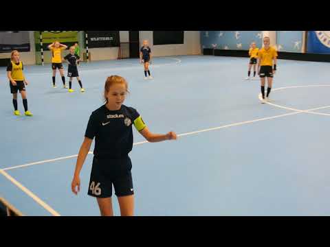 2017_12 T05 Futsal FC Espoo vs Honka Akatemia. 1 puoli-aika