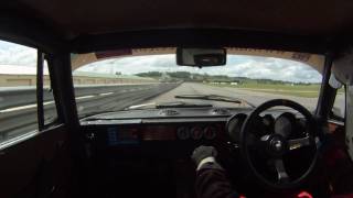 preview picture of video 'Wakefield Park in the Alfa Romeo 2000 GTV'
