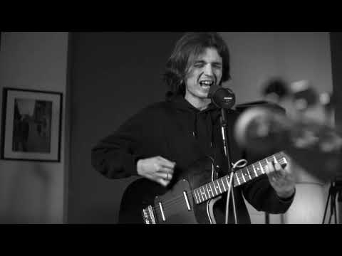 GRUSTNO / Super Besse / Live from Castalian Spring studio