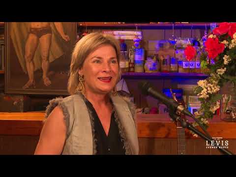 Alive In The Cracks - Camilla Griehsel & Niwel Tsumbu - Levis Corner House