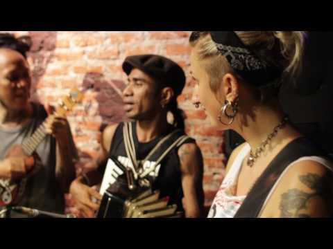 Bourgeois Robbery (UK) x Marjinal (ID) - Live at Earhouse