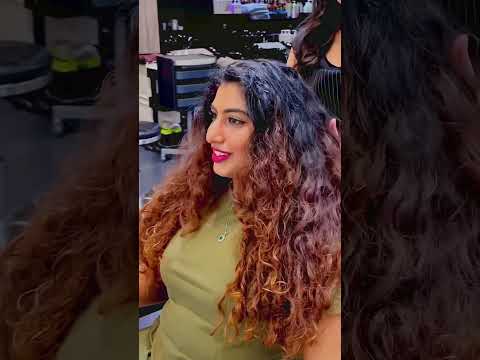 Non-Bleach Honey Balayage on Curls