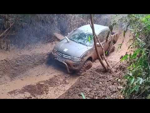 L 200 na trilha de Pranchita pr 