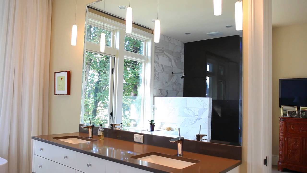 Showcase - Integrated home<br> with Crestron