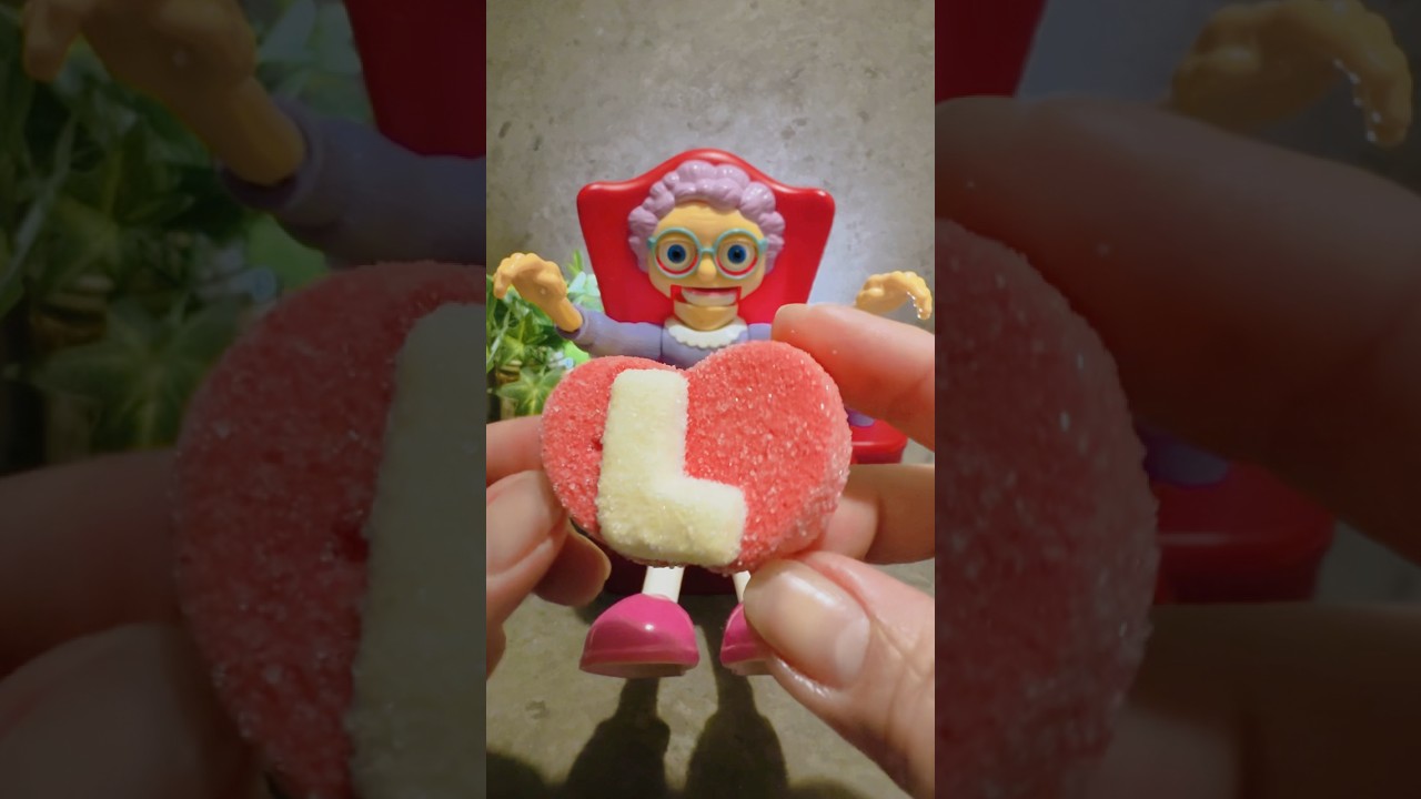 ASMR GREEDY GRANNY LOVE EATING PINK CANDY #shortvideo #asmr #trending #shorts