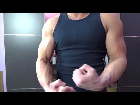 Physique Update - 179 Lbs - Flexing Muscles & Pec Bounce