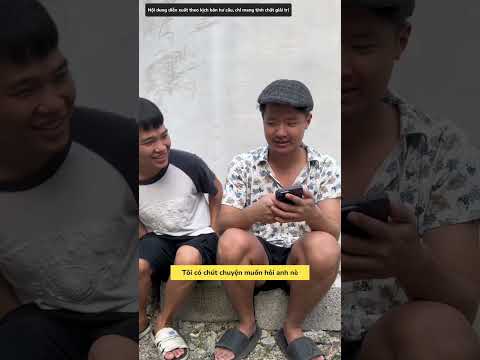 Trưởng thôn tặng máy xúc