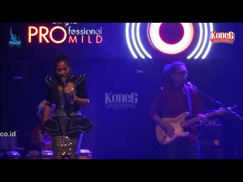 KONEG LIQUID feat Tiara Yantika - SAYIDAN [KONEG JOGJA - Liquid Cafe] [LIVE PERFORMANCE]