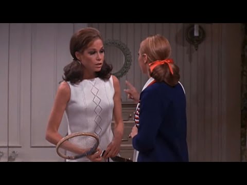 Mary Tyler Moore Tackles Antisemitism