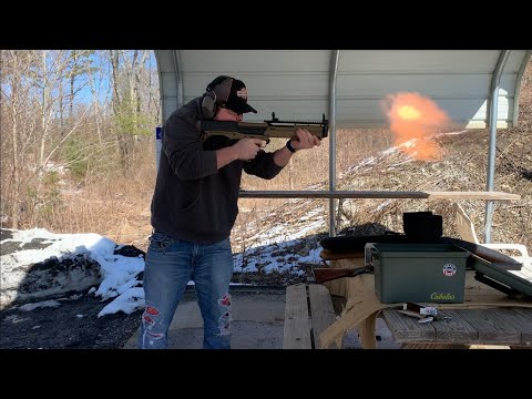 Kel Tec KSG (12G Buckshot & Slugs)