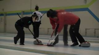 preview picture of video 'カーリング女子-常呂カーリングホール @北海道北見市 Curling in Kitami Hokkaido'