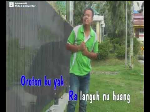 UMIE@OROTON KU YAK ORIGINAL VIDEO KARAOKE...