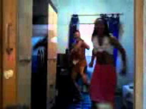 reggae do joelhinho no queixo