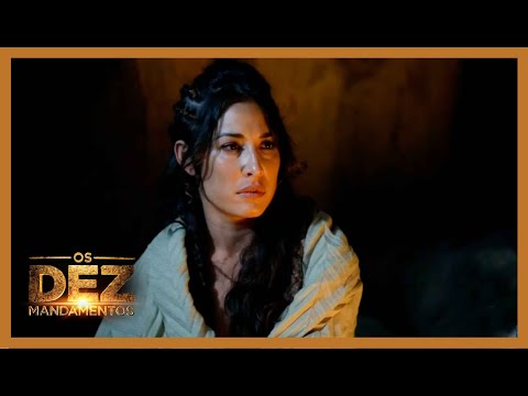 Zípora descobre o motivo que fez Moisés fugir do Egito | OS DEZ MANDAMENTOS