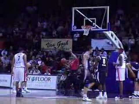 13 19-01-08 BCO-Bologna bis - Vrijworpen Jerry Green.mpg