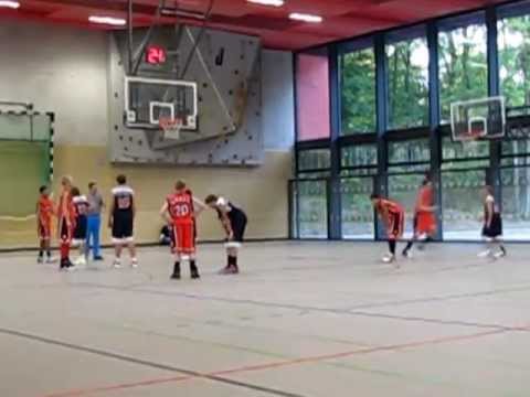 SG Koln '99ers - UBALL JU14 ;3493.MOV