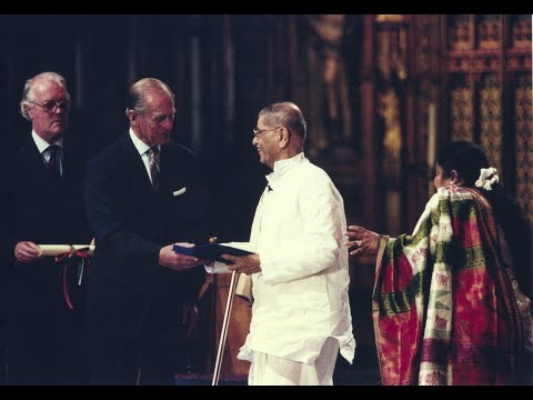 Swadhyay Parivar - Dadaji Pandurang Shastri Athavale Receiving Templeton Award Video