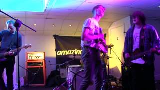 Eagulls - Possessed (Live in Brighton)