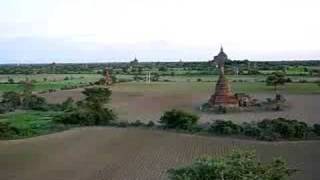 preview picture of video 'Sunset over Bagan'