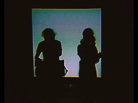 Charlotte Adigéry - High Lights (live at DEEWEE)