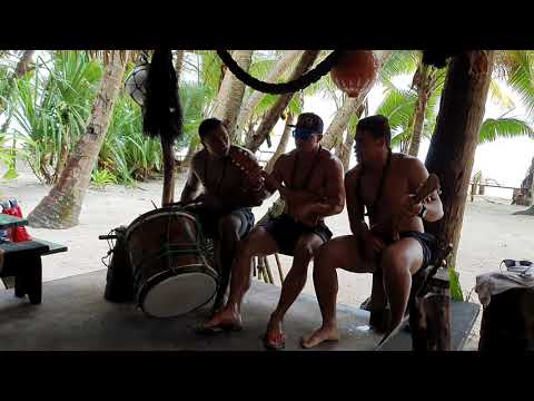 Koka Lagoon Cruise - Jamming in the rain!